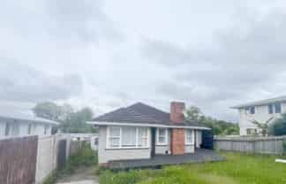 9 Reiman street, New Lynn