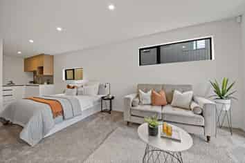 Auckland - Address withheld