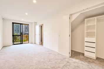 Auckland - Address withheld