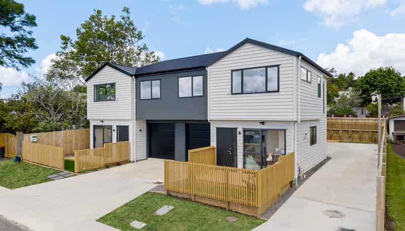 8 Devonshire Road, Unsworth Heights