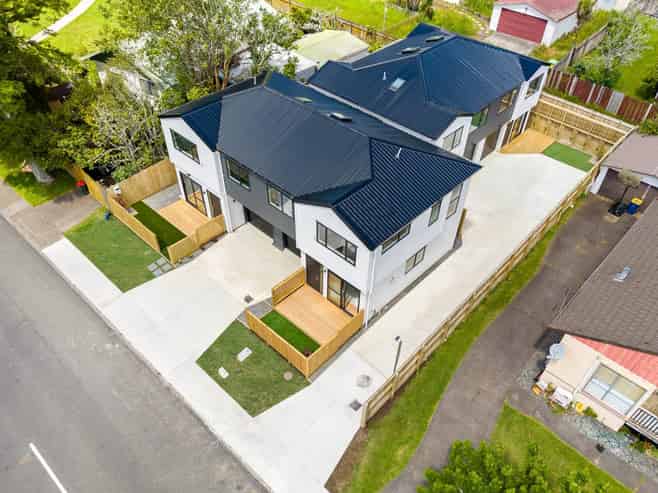 8 Devonshire Road, Unsworth Heights