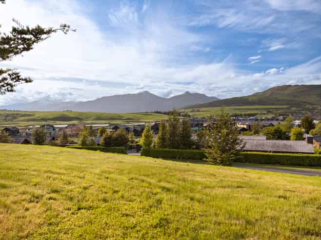 23 Rannoch Drive, Jacks Point