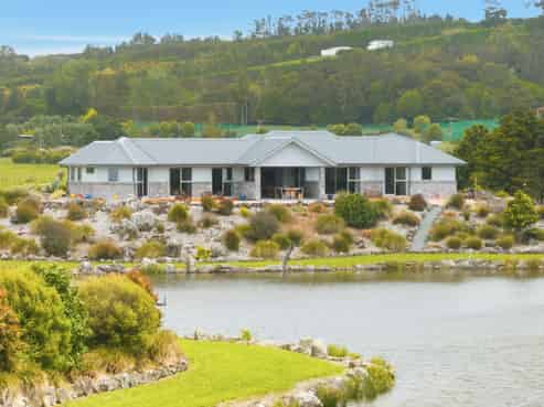 208 Tatton Road, Maungatapere