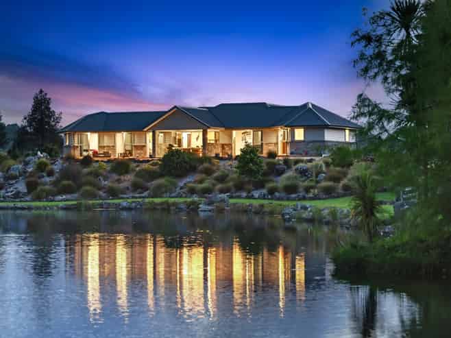 208 Tatton Road, Maungatapere