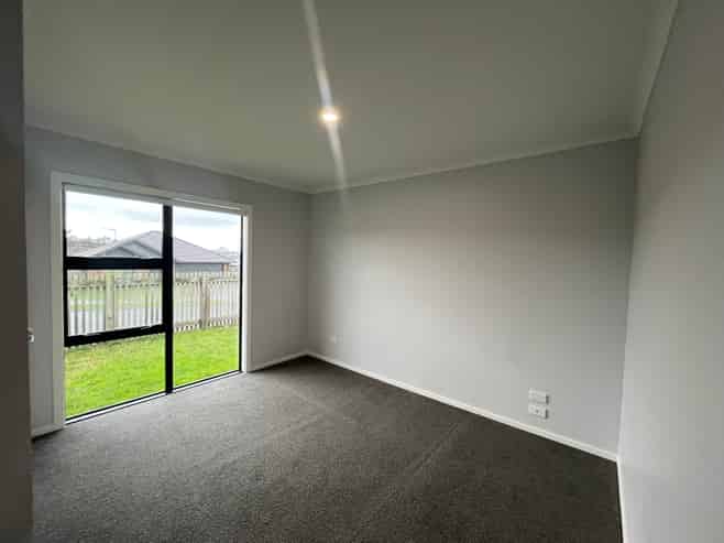 129 Te Manatu Drive, Huntington