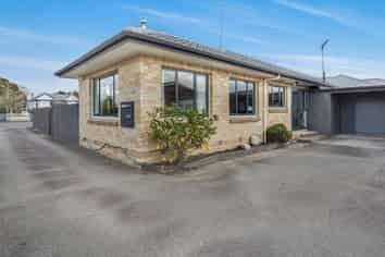 73 East Street, Enderley