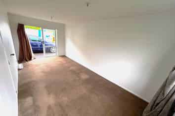 Room 11 28 Court Crescent, Panmure