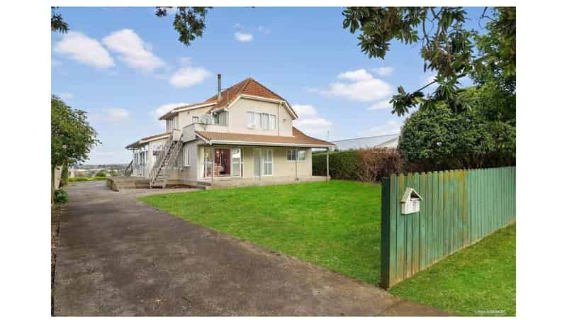 Room 11 28 Court Crescent, Panmure