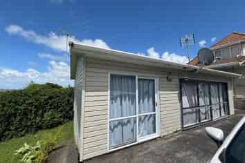 Room 11 28 Court Crescent, Panmure