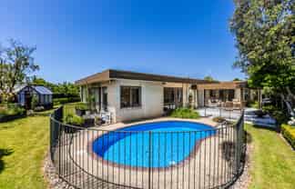 12 Weathers Place, Taradale