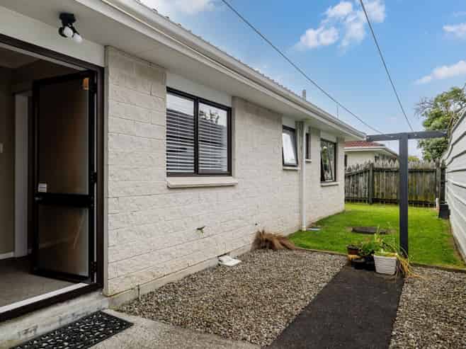 8 Olympic Court, Palmerston North Surrounds