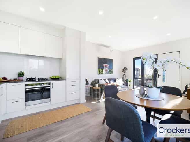 7 Tahere Road, Flat Bush