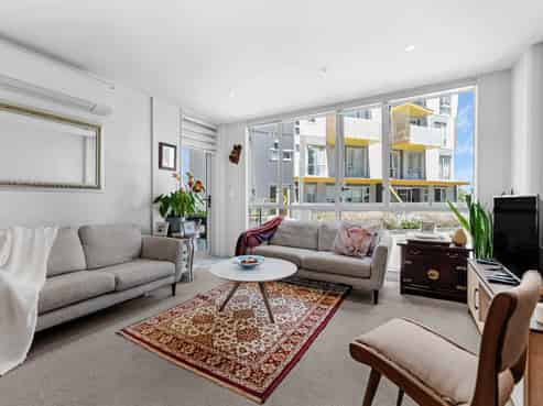 106/3 Rose Garden Lane, Albany