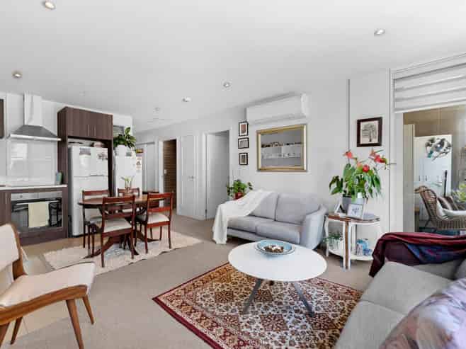 106/3 Rose Garden Lane, Albany