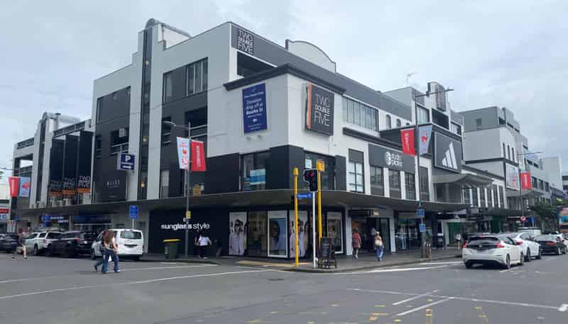 2A/255 Broadway, Newmarket