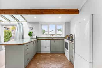 10 Earp Street, Johnsonville