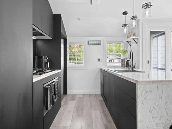 100 Queens Avenue, Frankton