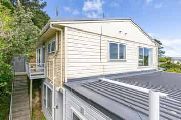 99B Ohariu Road, Johnsonville