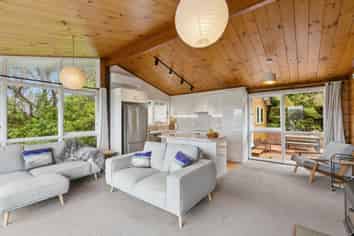 2a Oakleigh Street, Maungaraki