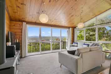 2a Oakleigh Street, Maungaraki