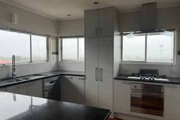 19 Downsview Road, Pakuranga Heights