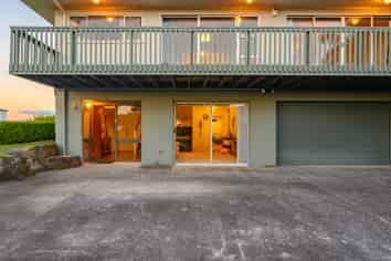 19 Downsview Road, Pakuranga Heights