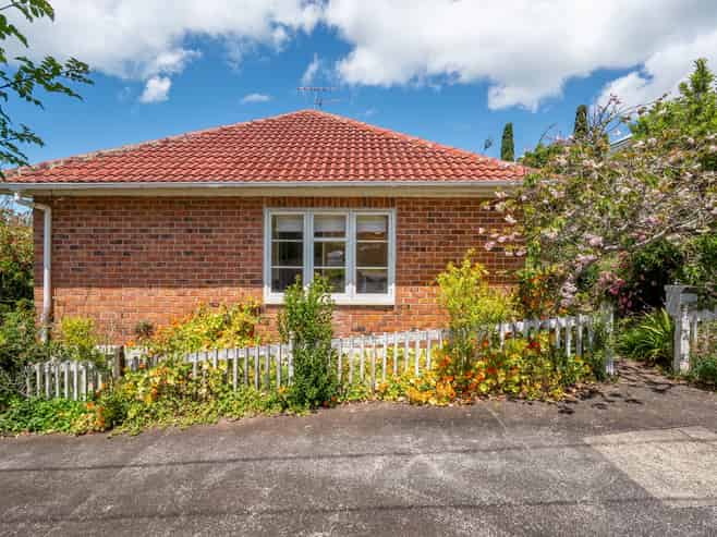 9C Kerr Street, Devonport