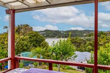 4 Tirairaka Terrace, Russell