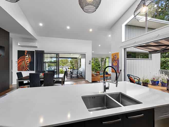 6A Roto Street, Westown