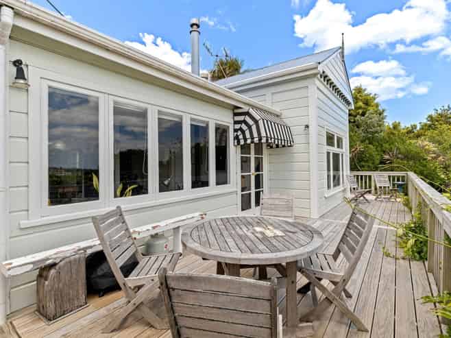 66 Hipango Terrace, Durie Hill