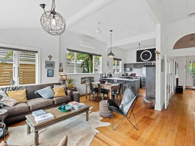 66 Hipango Terrace, Durie Hill