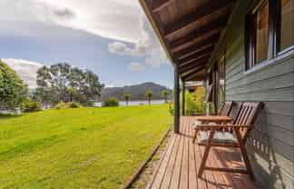 8/223 Main Road, Tairua