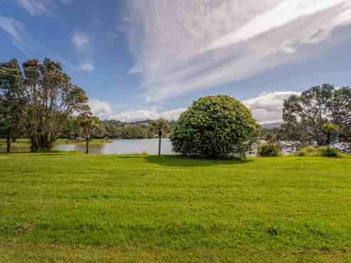 8/223 Main Road, Tairua