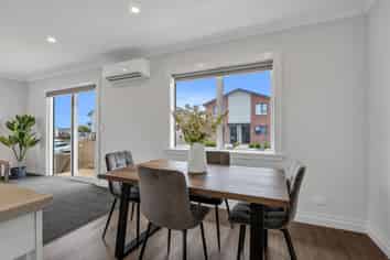 16 Holford Street, WESTOWN