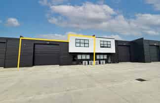 Secure Your Spot at Hamilton Airport's Industrial Hub