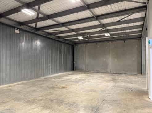 Secure Your Spot at Hamilton Airport's Industrial Hub