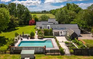 'Lochiel'  105 Longlands Road West, Longlands