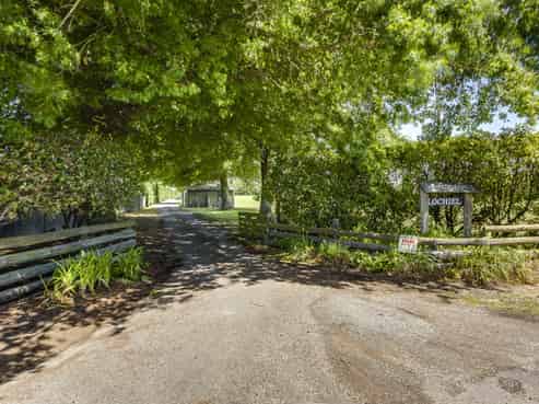 Lochiel - 105 Longlands Road West, Longlands