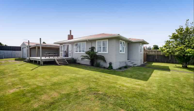 7 Broadway, Stratford