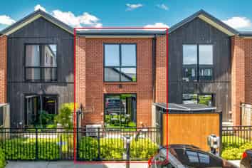 10/7 Spencer Street, Addington