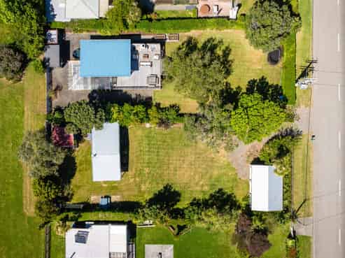 33 and 35 Airini Road, Waimarama