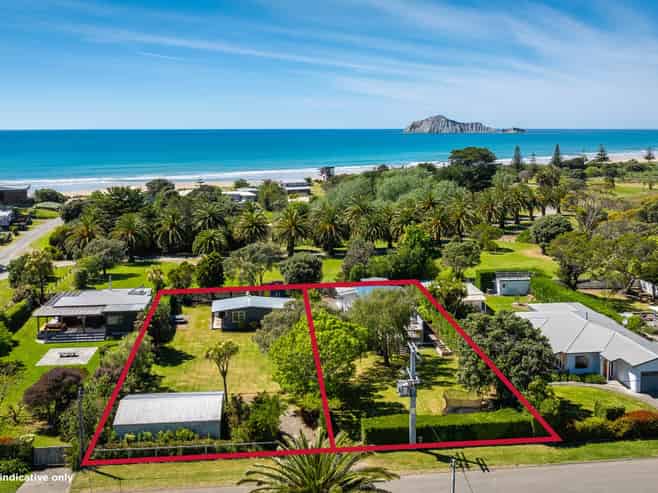 33 and 35 Airini Road, Waimarama
