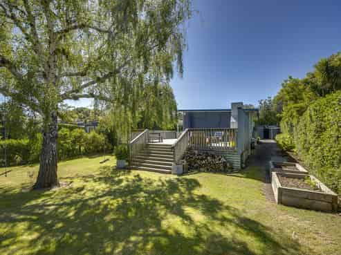 33 and 35 Airini Road, Waimarama