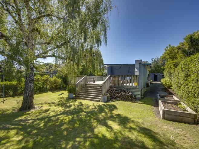 33 and 35 Airini Road, Waimarama