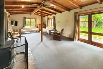 21 Bowie Dr, Woodend