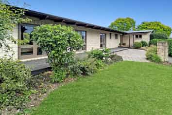 21 Bowie Dr, Woodend