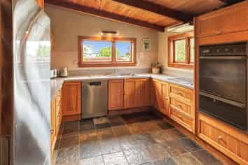 21 Bowie Dr, Woodend