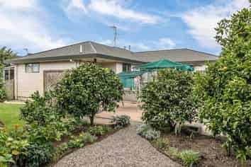 93 Langdale Av, Paraparaumu