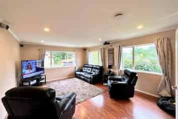 54A Ridgeway Road, Pukekohe