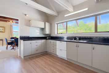 222 Reservoir Road, Thames